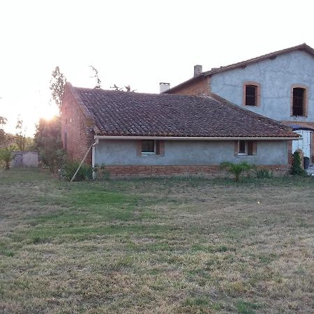 Charmante Dependance En Campagne Samatan Bagian luar foto