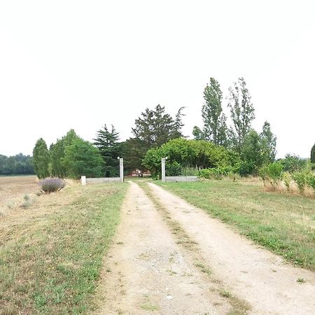 Charmante Dependance En Campagne Samatan Bagian luar foto