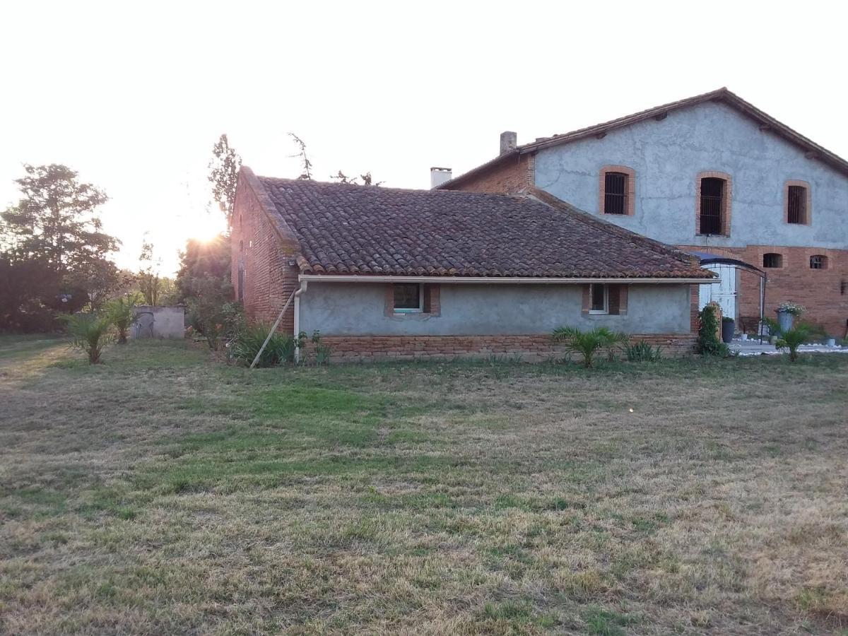 Charmante Dependance En Campagne Samatan Bagian luar foto